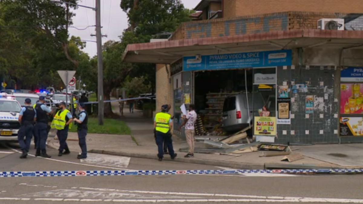 You are currently viewing Pedestrian pinned between car and Homebush West shop as allegedly drunk driver flees