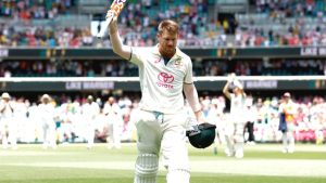 Read more about the article David Warner dismissed for 57 in final Test match innings for Australia against Pakistan